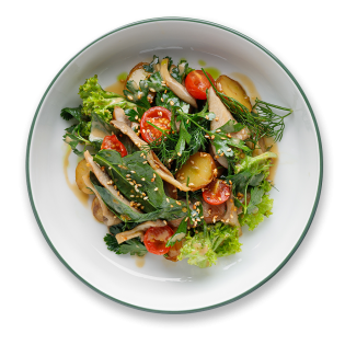 Тёплый салат с индейкой