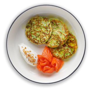 Кабачковые оладьи с лососем